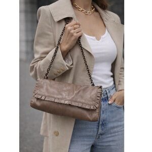 Tambu | Leather Shoulder Bag